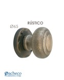 Pomo rústico envejecido para puerta antigua