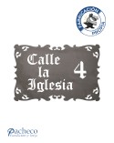 Placa de hierro contorno ornamental calada para señalética personalizada